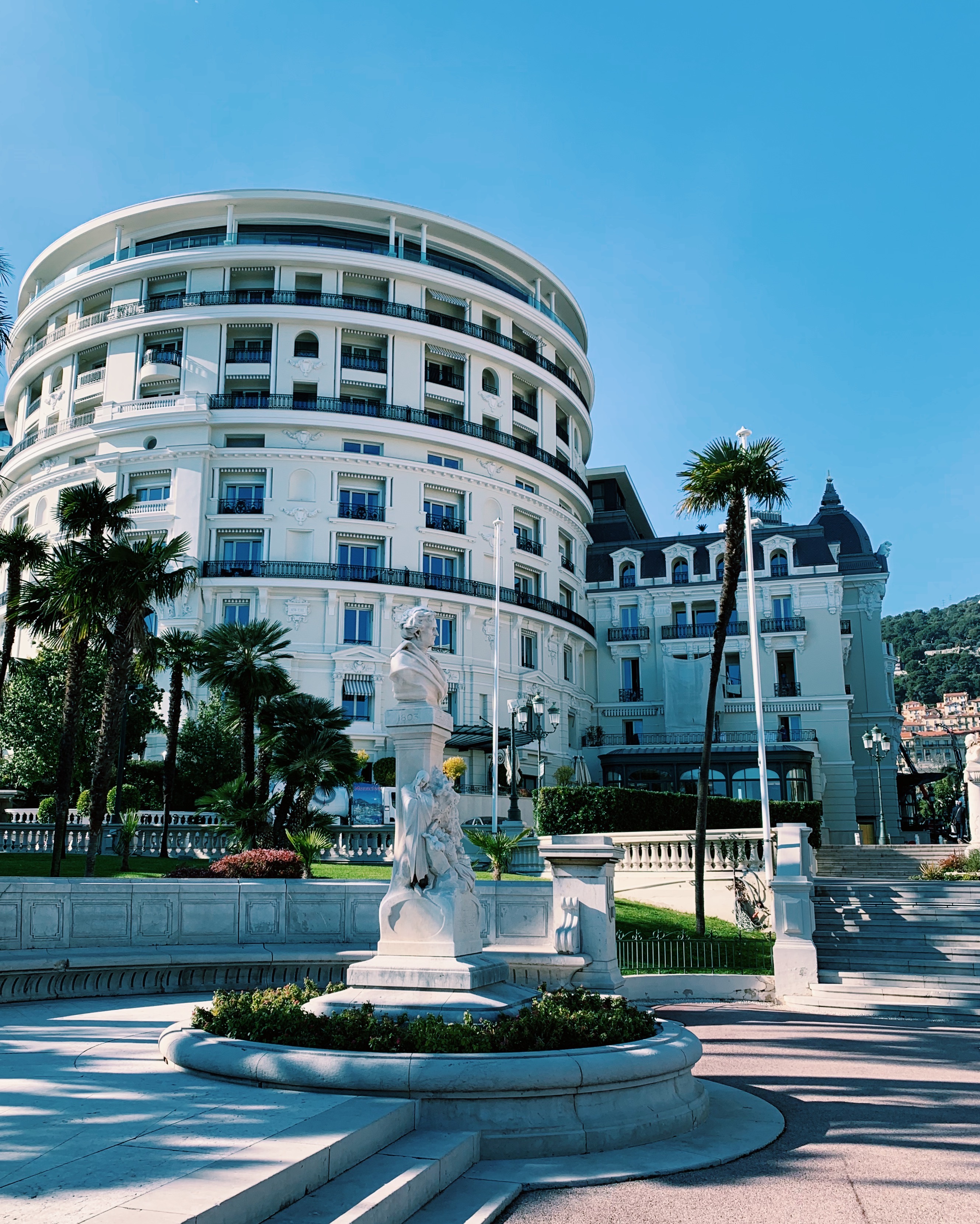 Отель Hôtel de Paris в Монте-Карло